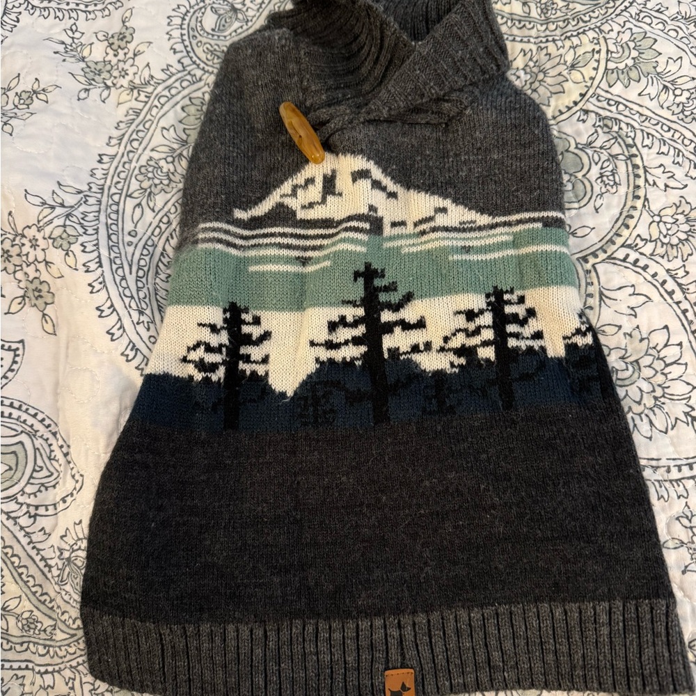 Cozy Gray and Green Dog Winter Sweater with Scenic Design